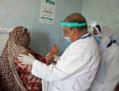 صور .. الكشف على 971 مريض ضمن قافلة طبية مجانية بمدينة النوبارية