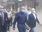 محافظ الأقصر يستقبل وزير السياحة والآثار بمطار الأقصر الدولى