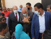 محافظ الجيزة يتفقد مركز خدمة المواطنين بكرداسة لمتابعة إجراءات التصالح بمخالفات البناء
