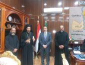 نائب بطريرك الكاثوليك يزور محافظ المنوفية لإعلامه بقرار تدشين إيبارشية جديدة بقويسنا