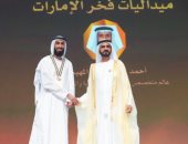 محمد بن راشد يهنئ إماراتى فائز بجائزة NewHorizon المرموقة فى الفيزياء.. صور