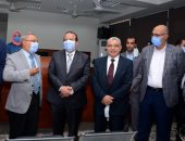 رئيس جامعة طنطا ونوابه يفتتحون أعمال تطوير قاعة الدراسات العليا بكلية الهندسة
