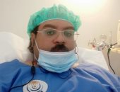 رفض دخول غرفة العمليات قبل إنهاء حصته.. اعرف قصة معلم سعودى.. (فيديو)