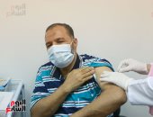 "اليوم السابع" فى مركز التجارب السريرية على لقاح كورونا بفاكسيرا.. 8 غرف لاستقبال المتطوعين ونظام مميكن وسرى لتسجيل البيانات.. وعبد الواحد فيالة أول متطوع لخوض تجارب اللقاح :أنا مش خايف ودى مهمة إنسانية ووطنية