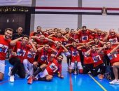 لاعبو طائرة الأهلى يدعمون مؤمن زكريا فى ليلة التتويج بالدورى