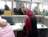 إقبال أهالى العريش على التقدم بطلبات التصالح فى مخالفات البناء.. صور 