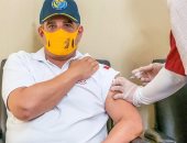 ولي عهد البحرين يتطوع في التجارب السريرية للقاح كورونا بالمملكة