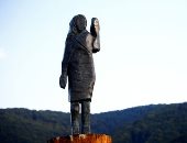تمثال من البرونز النقى لتكريم ميلانيا ترامب فى سلوفينيا