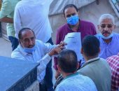 إقبال على التقدم بطلبات التصالح بالإسكندرية وتوفير سبل الراحة لكبار السن (صور)