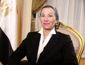 وزيرة البيئة تتوجه لمحافظة البحر الأحمر لمتابعة منظومة المخلفات الصلبة