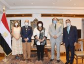 سفير المكسيك يشيد بـ نجيب محفوظ وعمر خيرت ويسرا وحلمى.. ماذا قال؟