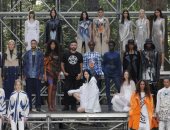 Burberry تفتتح أسبوع الموضة فى لندن لربيع 2021 بعرض يجمع بين الأزياء والفن