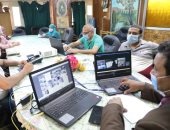 انتظام طلاب الدور الثانى لشهادة الدبلومات الفنية فى الوادى الجديد.. صور
