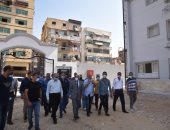 محافظ بورسعيد يتابع سير العمل بمدرسة عفت الهويدى بحى المناخ.. صور