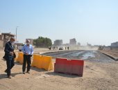 محافظ القليوبية يتابع العمل فى مشروع محور طريق الشركات بمسطرد 