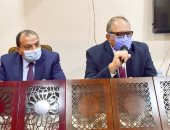 رئيس جامعة بنى سويف يكرم المشاركين فى إدارة أزمة كورونا.. صور