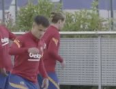 برشلونة يستعرض مهارات كوتينيو قبل مواجهة فياريال.. فيديو وصور