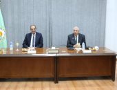 وزيرا الاتصالات والزراعة يبحثان استخدام الذكاء الاصطناعى فى المجالات الزراعية..صور