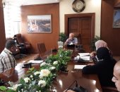 محافظ بورسعيد يؤكد إنشاء طريق بطول 2 كم لربط المنطقة الصناعية بمحور 30 يونيو