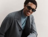 أرنولد نجم ليفربول بإطلالة كلاسيكية قبل مواجهة أرسنال