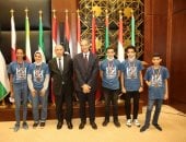 وزير الاتصالات يكرم الفريق المصري الفائز بـ 4 ميداليات دولية فى أولمبياد المعلومات