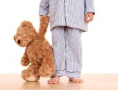 أسباب المشي أثناء النوم عند الأطفال 