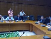 تفاصيل اجتماع محافظ شمال سيناء ومديرى إدارات التعليم استعدادا للعام الدراسى