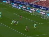 صفحة الليجا الرسمية تثنى على تصدى حارس غرناطة لركلة جزاء ساول نيجويز.. فيديو