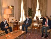 صور لقاء سامح شكرى وأمين سر اللجنة المركزية لحركة فتح