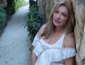 "كل ما تكبر تحلى".. ليلى علوى ملكة جمال النجمات لم تتغير بمرور السنين.. صور