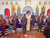 كنيسة الروم الأرثوذكس تنظم طقس زواج جماعى من قبيلة الماساى فى تنزانيا.. صور