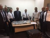 جمارك مطار القاهرة تحبط تهريب عدد من الهواتف المحمولة