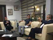 اجتماع حسام البدرى مع اللجنة الخماسية لمناقشة برنامج الإعداد لمباراتىّ توجو.. صور