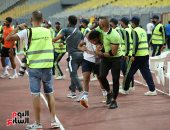 اعتداء لاعبى المصرى البورسعيدى على "المصورين" بعد لقاء الزمالك بالدورى