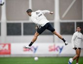 رونالدو "بيطير" في تدريبات يوفنتوس قبل مواجهة نابولي الأحد.. صورة