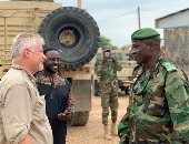جولة لمدير عمليات القيادة الأمريكية بجيبوتي والصومال وكينيا لمواجهة الإرهاب