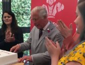 الأمير تشارلز يزور مؤسسته الخيرية لدعمها أكثر من مليون شاب.. فيديو