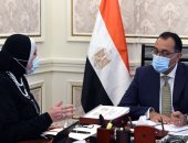 صور.. رئيس الوزراء يلتقى وزيرة الصناعة لمتابعة موقف المجمعات الصناعية