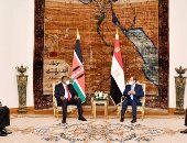 السيسى للرئيس الكينى: قضية المياه للشعب المصري مسألة أمن قومى