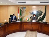 محافظ الفيوم يُشدد على تطبيق إجراءات مكافحة كورونا قبل انطلاق الدراسة