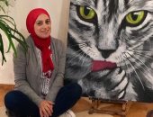 "مى" رسامة للحيوانات من 5 سنوات.. والقطط أهم أبطال لوحاتها