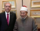 الثعبان فى زيارة الدجال.. هل زار أردوغان "يوسف القرضاوى" فى قطر؟