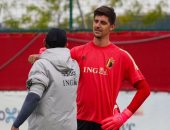 كوروتوا جاهز لحراسة مرمى ريال مدريد ضد قادش في الدوري الإسباني