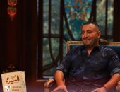 أحمد السقا: أمى كانت بتضربنى عشان كنت شقى.. ويكشف سبب تسميته بالزيبق.. صور