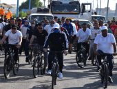 محافظ الفيوم يشارك 300 شاب وفتاة فعاليات المهرجان الرياضي للدراجات 