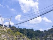 افتتاح أطول جسر مشاة معلق بالعالم فى البرتغال بطول 516 متر.. صور