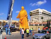 تمثال ديليسبس "المثير للجدل" يصل متحف قناة السويس بالإسماعيلية.. صور