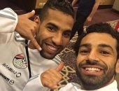 مؤمن زكريا يُشير لتلقيه اتصالاً من محمد صلاح.. صورة