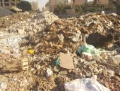 سيبها علينا.. الجيزة توجه برفع القمامة من شارع أحمد ضيف الله بالمريوطية