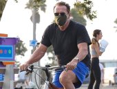 شاهد وصلة رقص بين أحمد سعد وشيكابالا بحفل زفاف.. فيديو وصور 